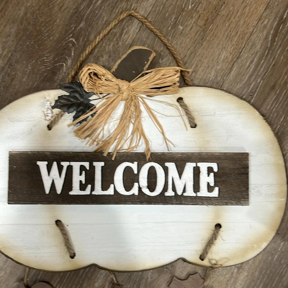 Fall Decor 💥 - Picture 2 of 3